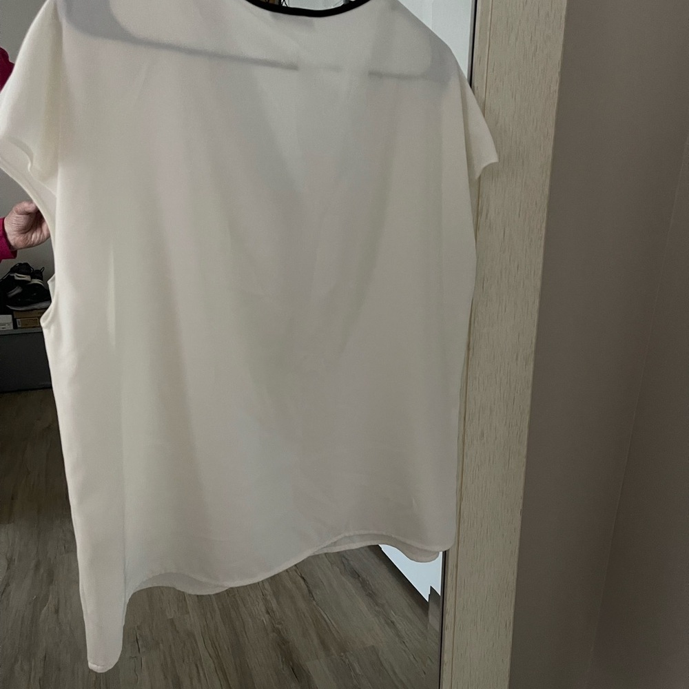 Calvin Klein White Boxy Short Sleeve Blouse